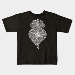 Heart of Viana-Portuguese filigree, traditional jewelry Kids T-Shirt